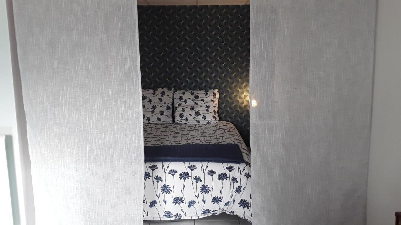 Suite Hauteurs De Vichy Creuzier-le-Vieux エクステリア 写真